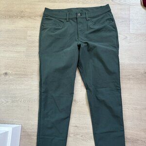 Lululemon ABC Slim-Fit Trouser 30"L Warpstreme- Army Green